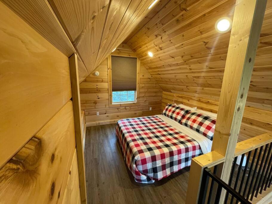 Cozy 1 Bedroom Cabin In The Heart Of Jonesborough Esterno foto