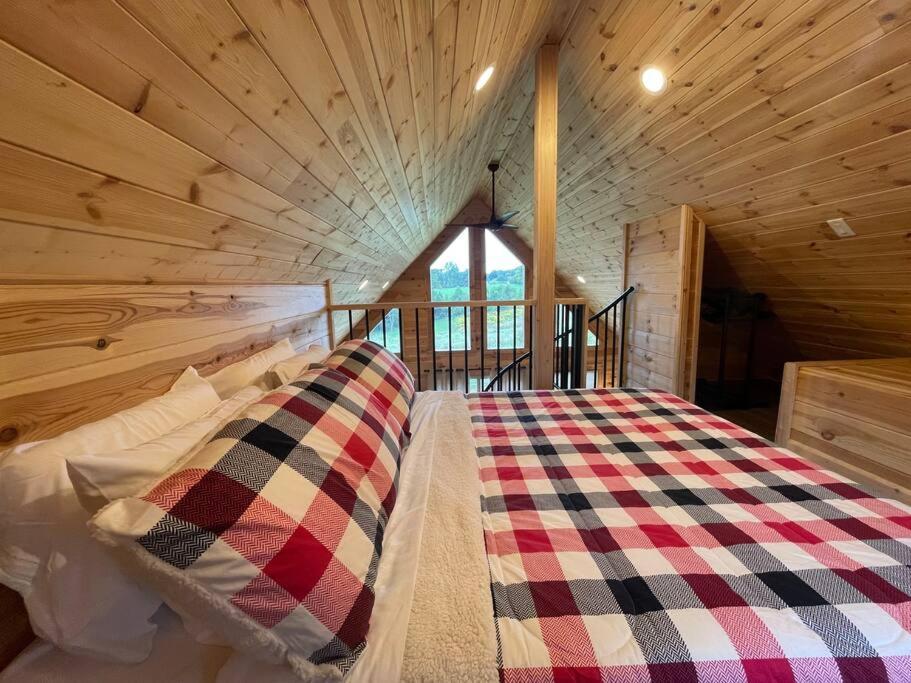 Cozy 1 Bedroom Cabin In The Heart Of Jonesborough Esterno foto